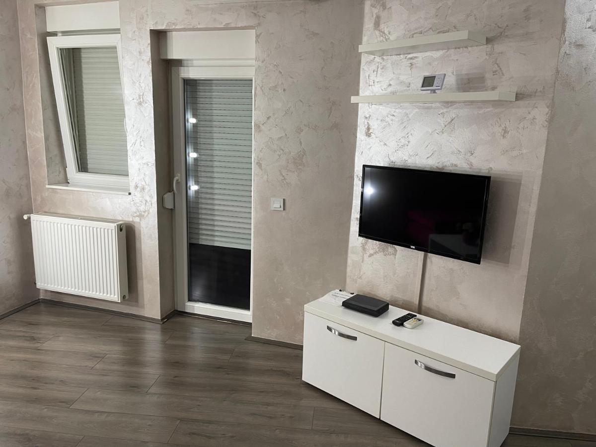 La Apartamento ยาโกดินา ภายนอก รูปภาพ